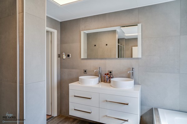 Medium property photo - Rijksweg 81, 5953 AC Reuver